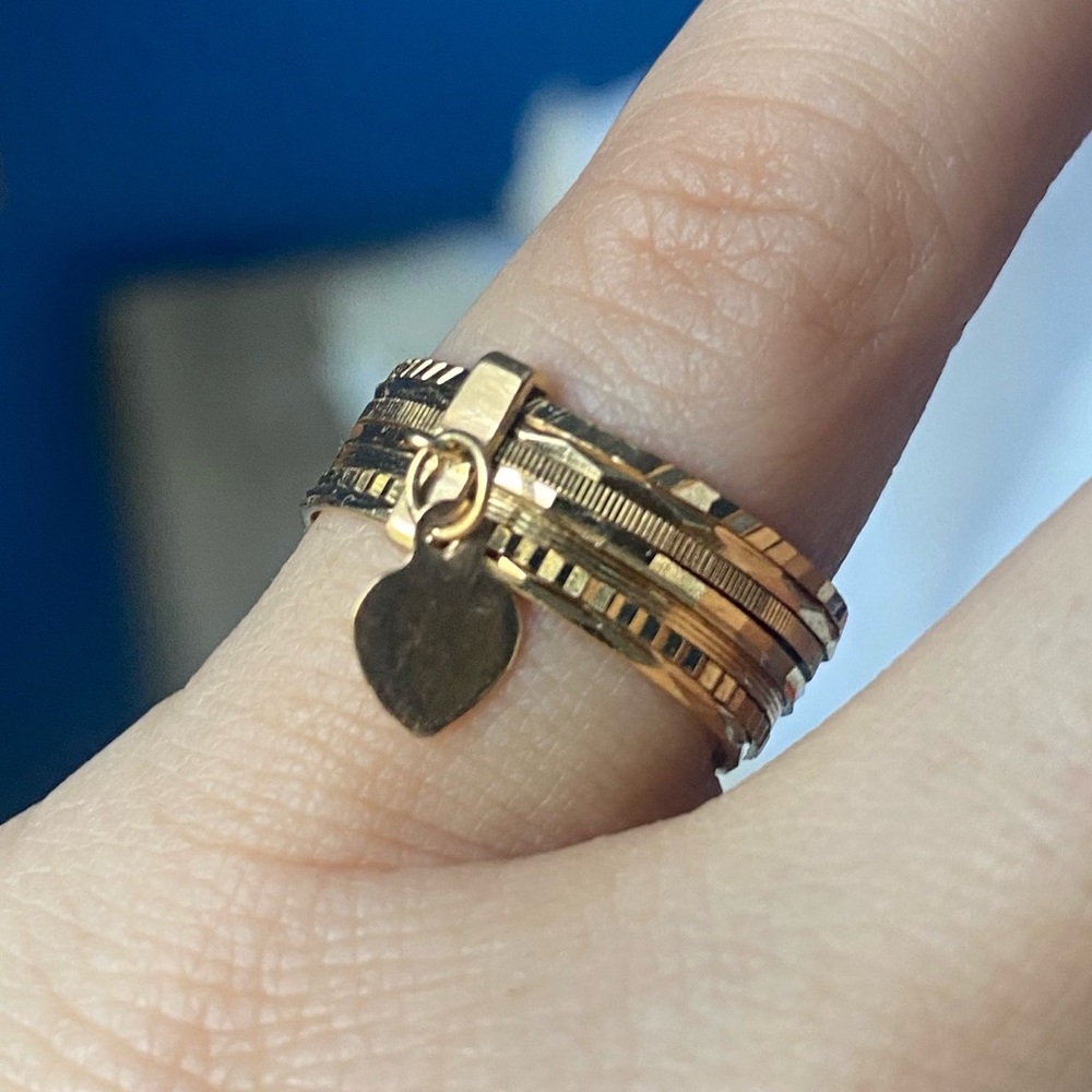 19.2 K Portuguese gold 7 days ring